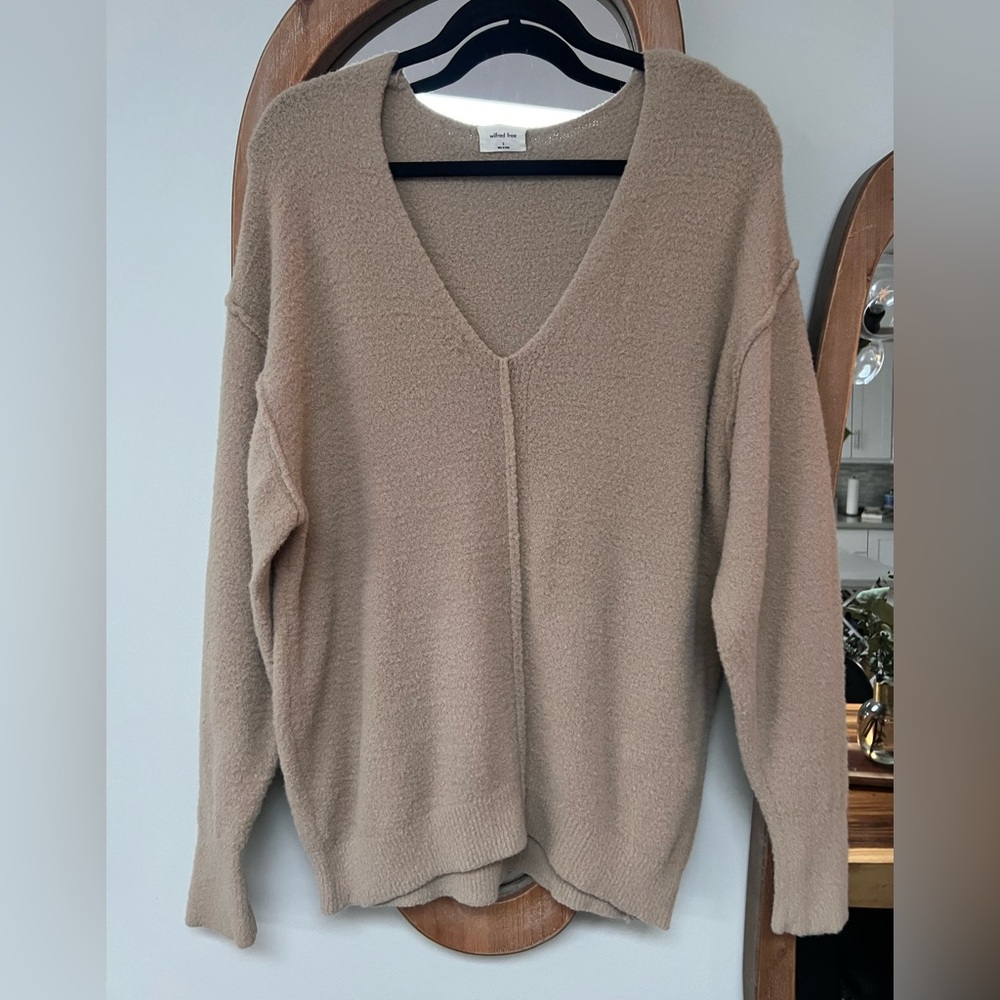 Wilfred Free V-Neck Teddy Sweater - Picture 3 of 10